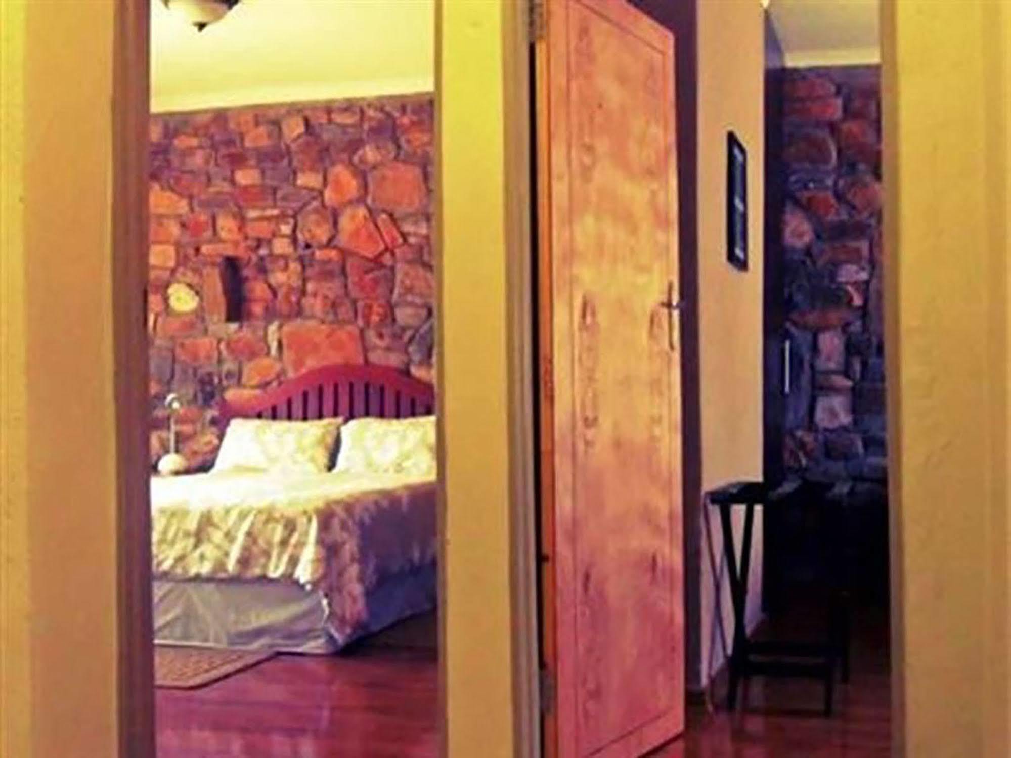 A New Earth Guest Lodge Francistown Dış mekan fotoğraf