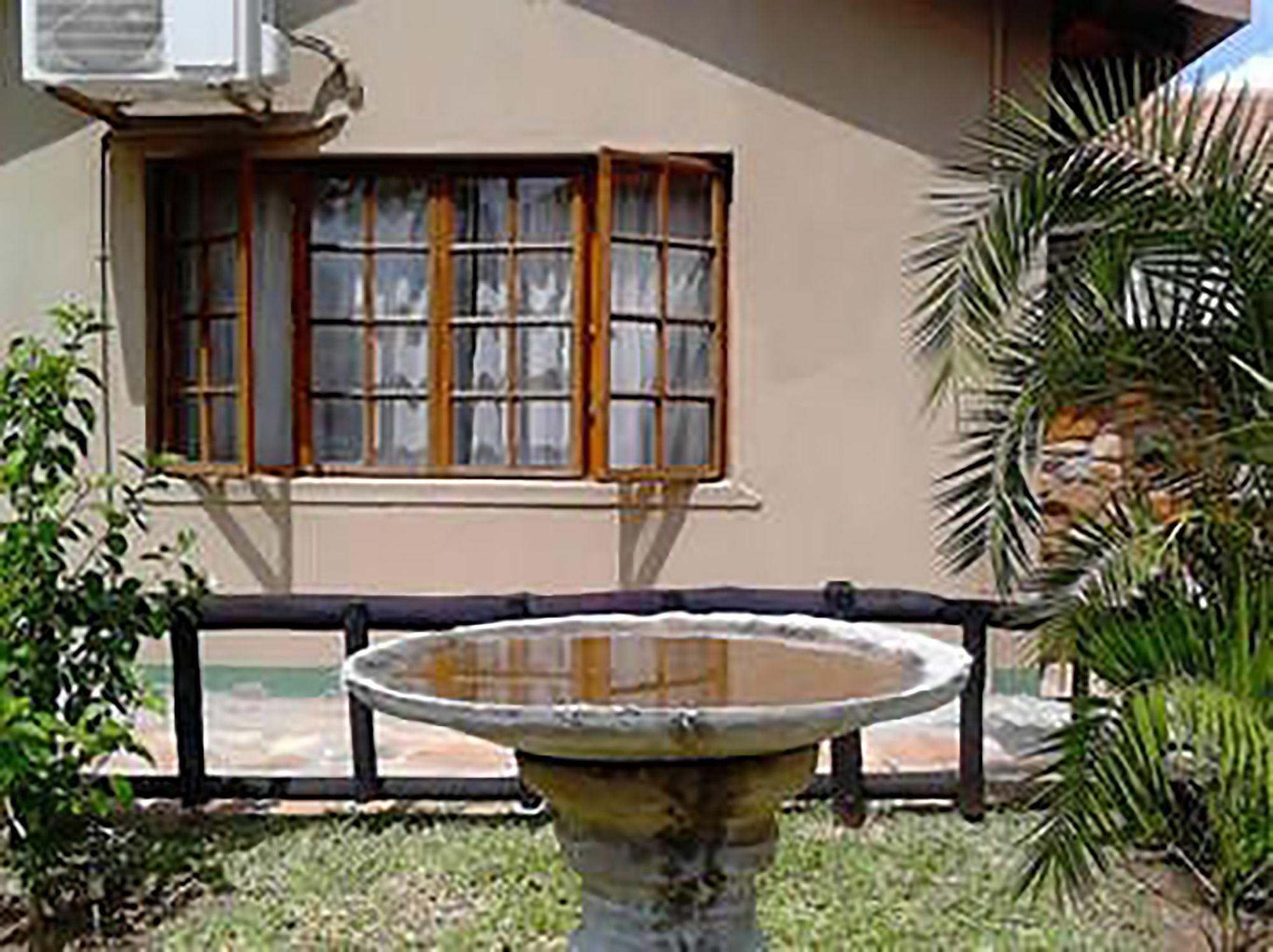 A New Earth Guest Lodge Francistown Dış mekan fotoğraf