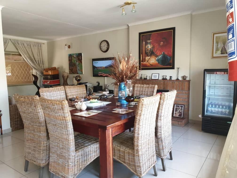 A New Earth Guest Lodge Francistown Dış mekan fotoğraf